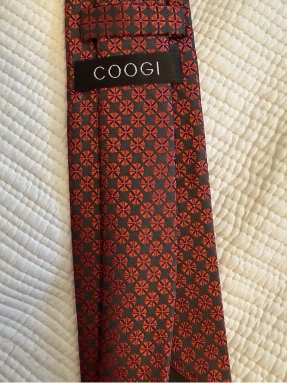 COOGI Red/Purple Medallion Micro-Pattern Tie & Diagonal Stripe Pattern Tie (2) - Picture 4 of 9